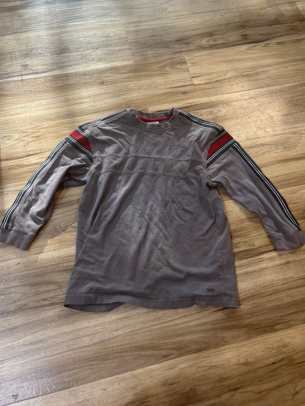 Women's Gray Long Sleeve Crewneck Tee with Red Shoulder Stripes